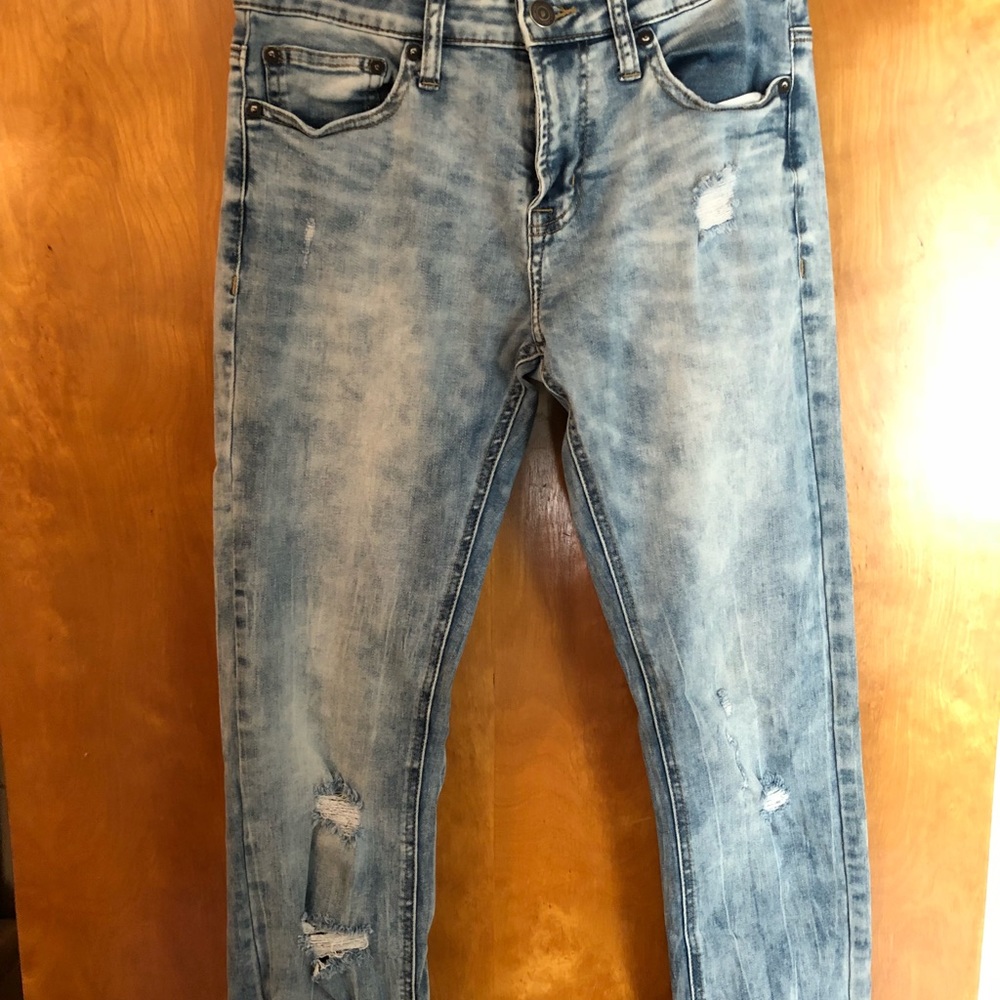 American Eagle Outfitters Men’s skinny jeans